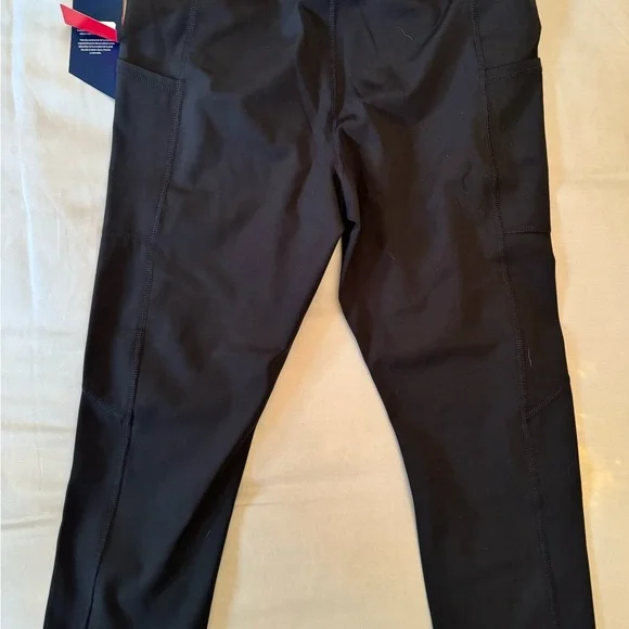 NWT Reebok Capri’s size L - Picture 3 of 3